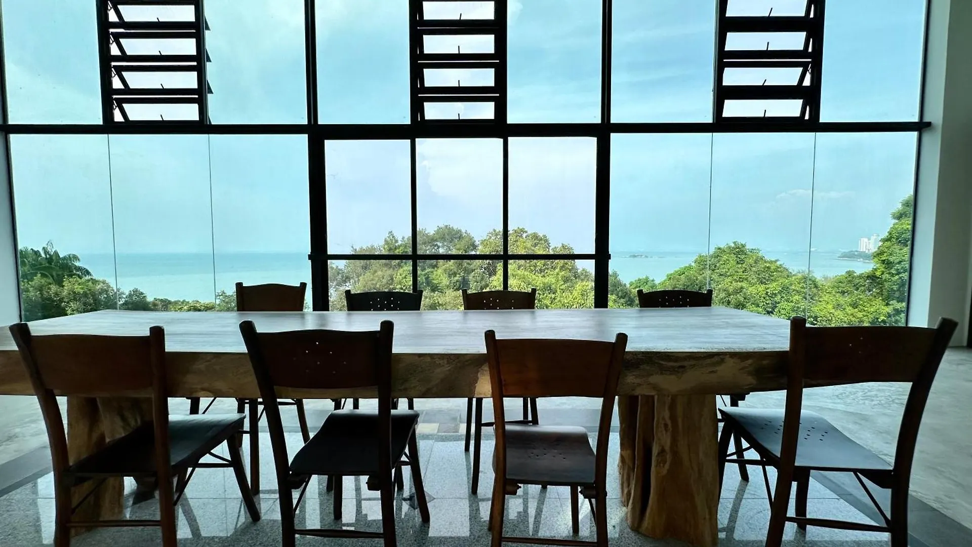 Ferringhi Inn 51 Batu Ferringhi
